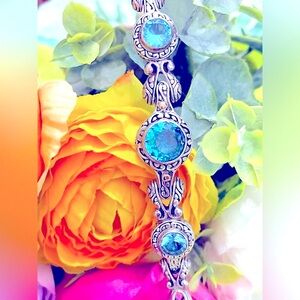 ❗️FINAL PRICE❗️925 Sterling Silver and 18k Yellow Gold Blue Topaz Bracelet.